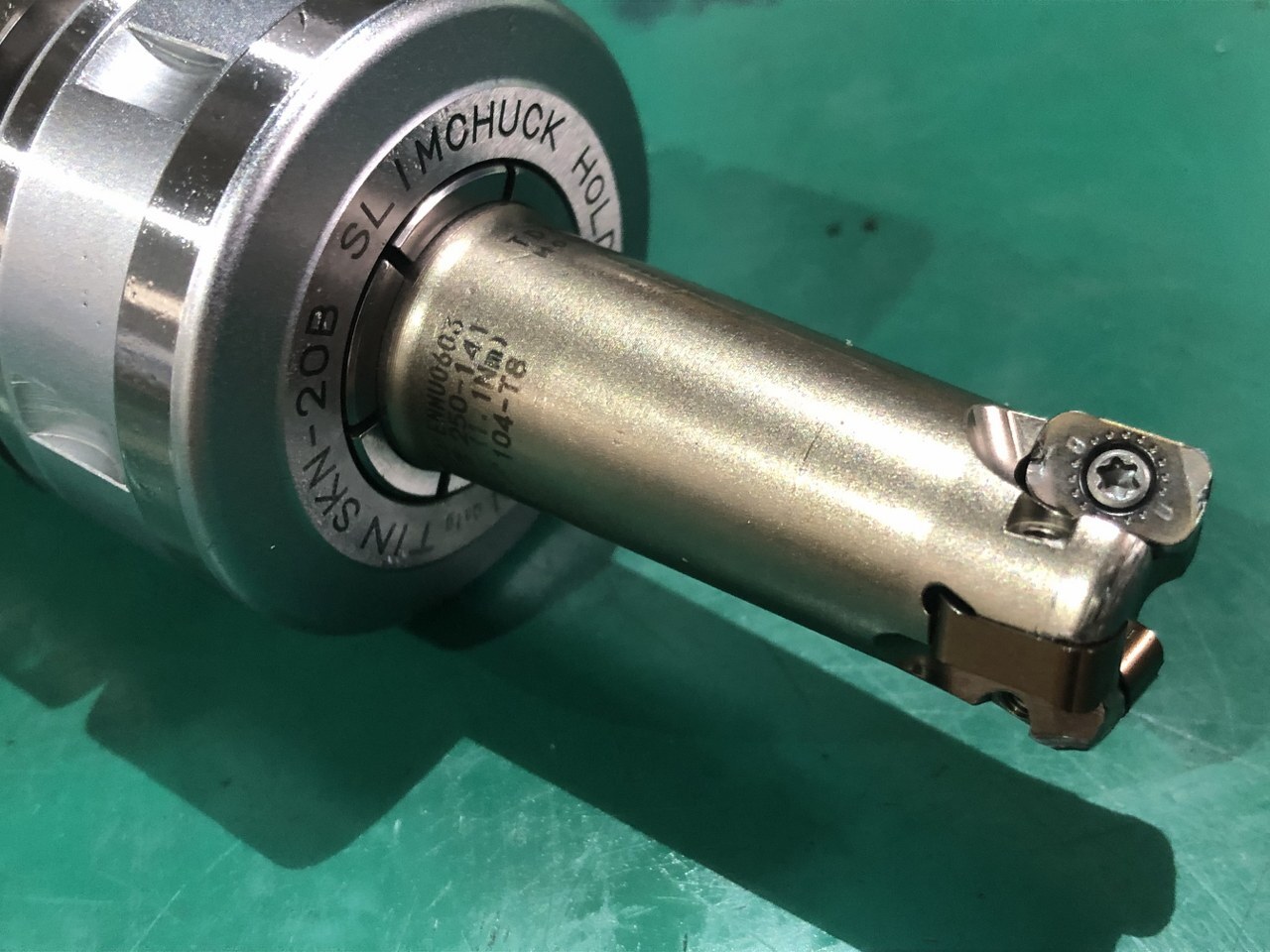 日研工作所 BT30 スリムチャック BT30-SK20-75