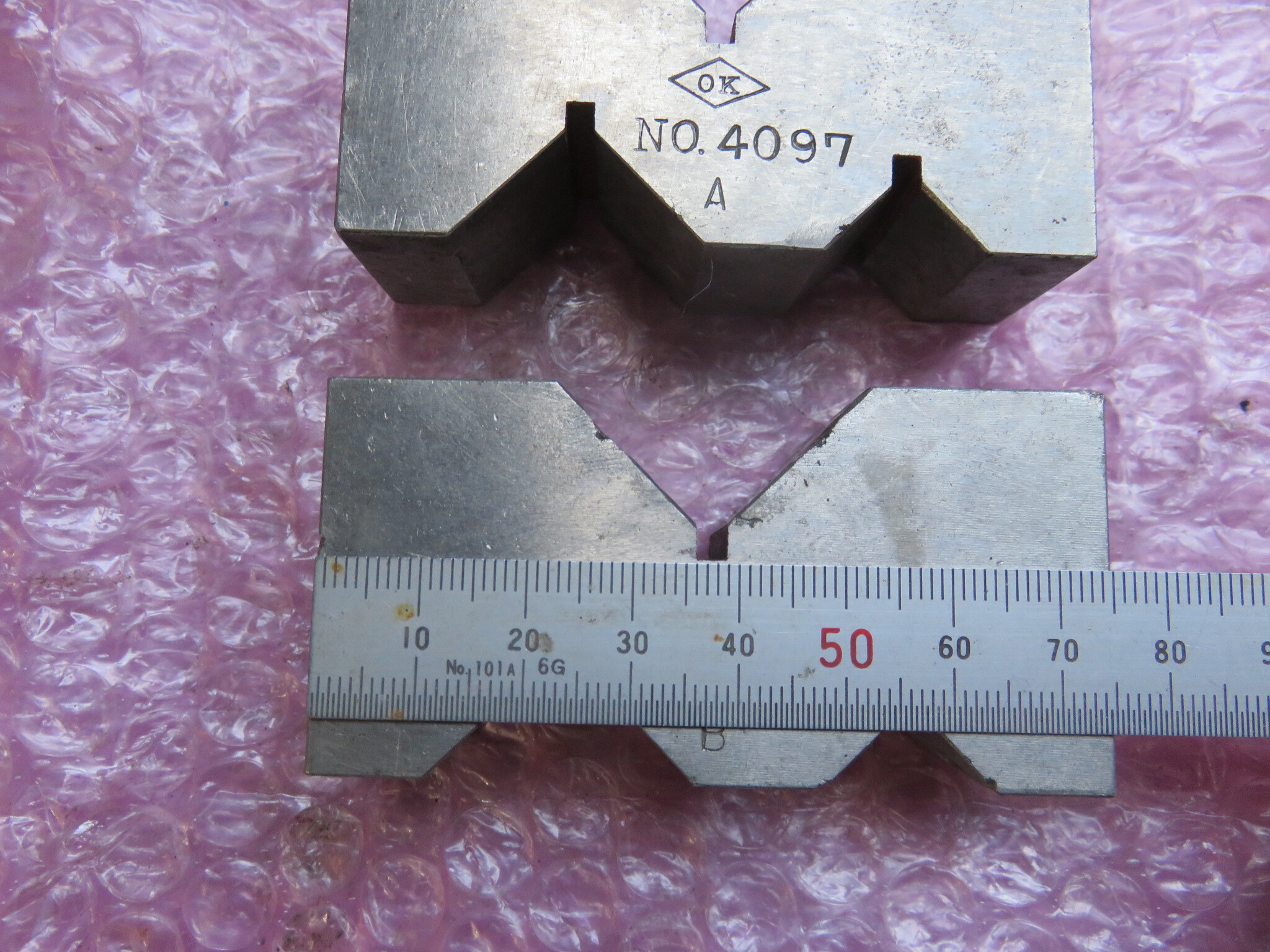 OK Vブロック 4097(75x25x38)