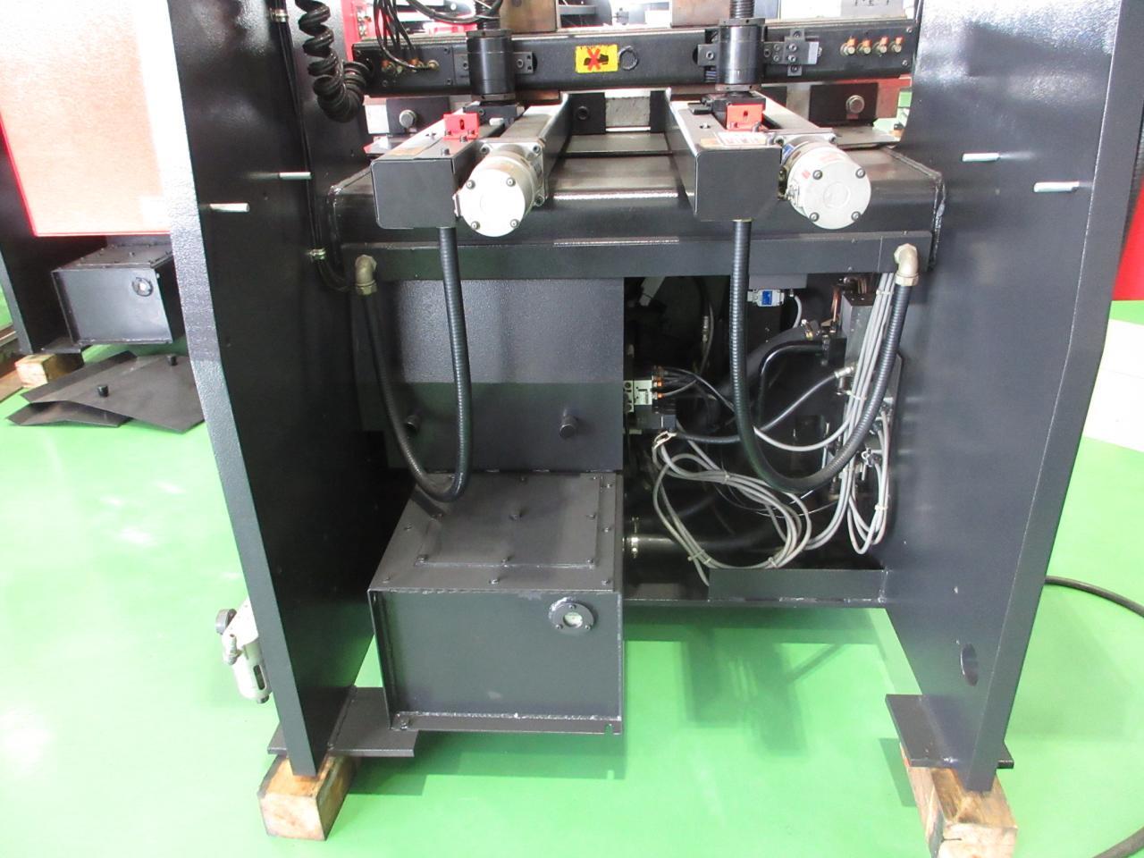 アマダ プレスブレーキ(ベンダー) RG-50S