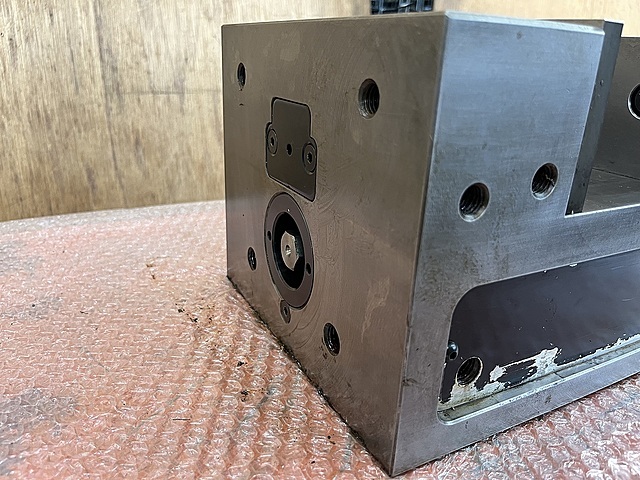 ナベヤ ロックタイト精密マシンバイス LTCV200