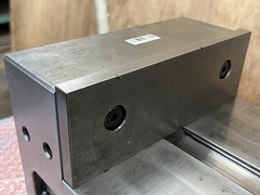 ナベヤ ロックタイト精密マシンバイス LTCV200