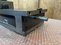 ナベヤ ロックタイト精密マシンバイス LTCV200