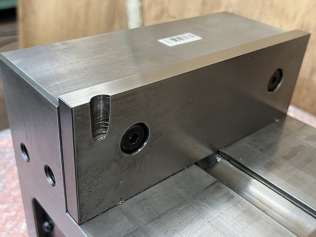 ナベヤ ロックタイト精密マシンバイス LTCV200