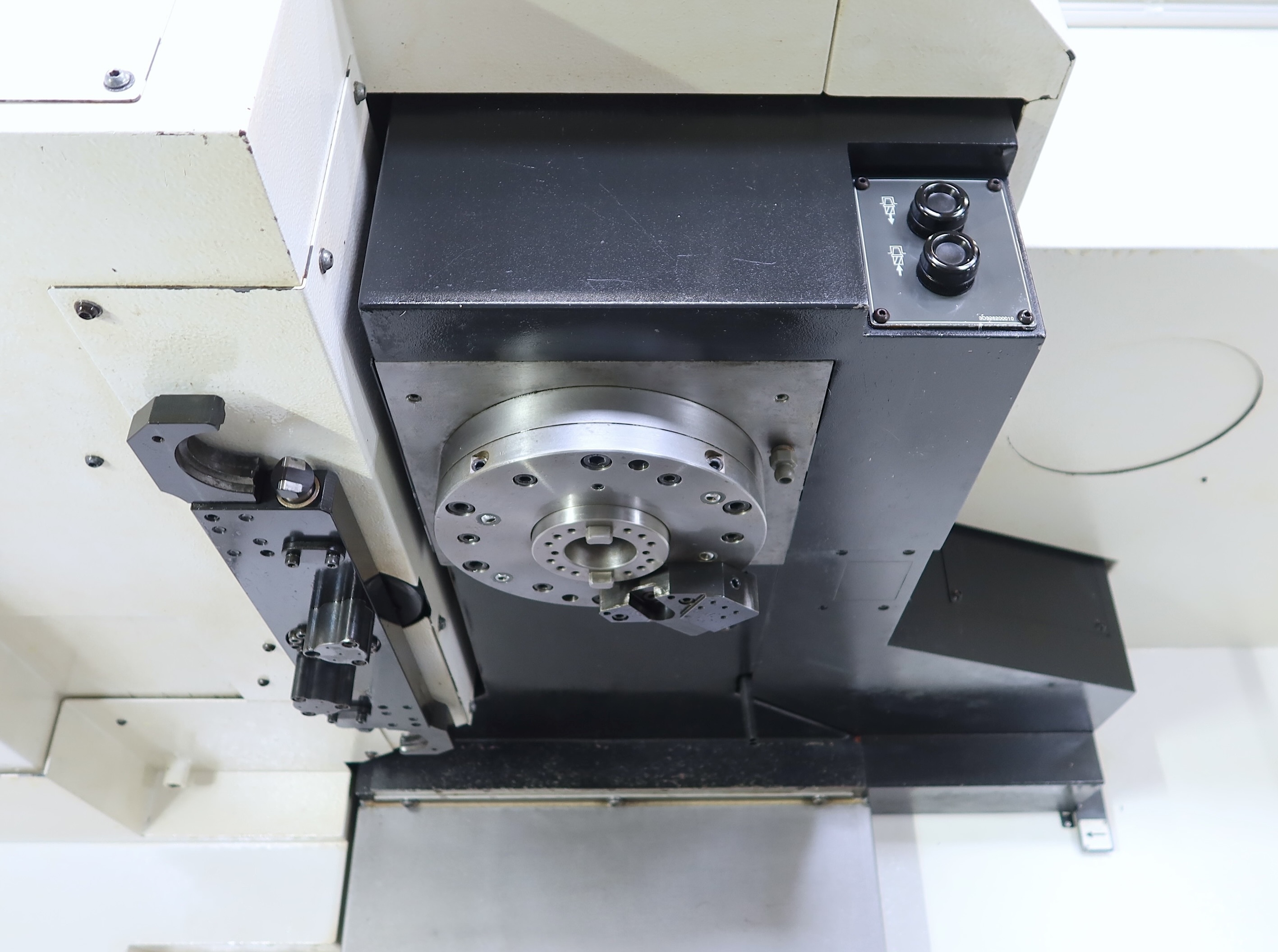 マザック 立型マシニングセンター VCN-530C