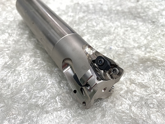 三菱マテリアル スローアウェイエンドミル AJX09R404SA32S