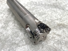 三菱マテリアル スローアウェイエンドミル AJX09R404SA32S