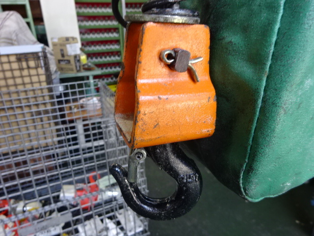 日立 0.1電動チェーンブロック 1/6E