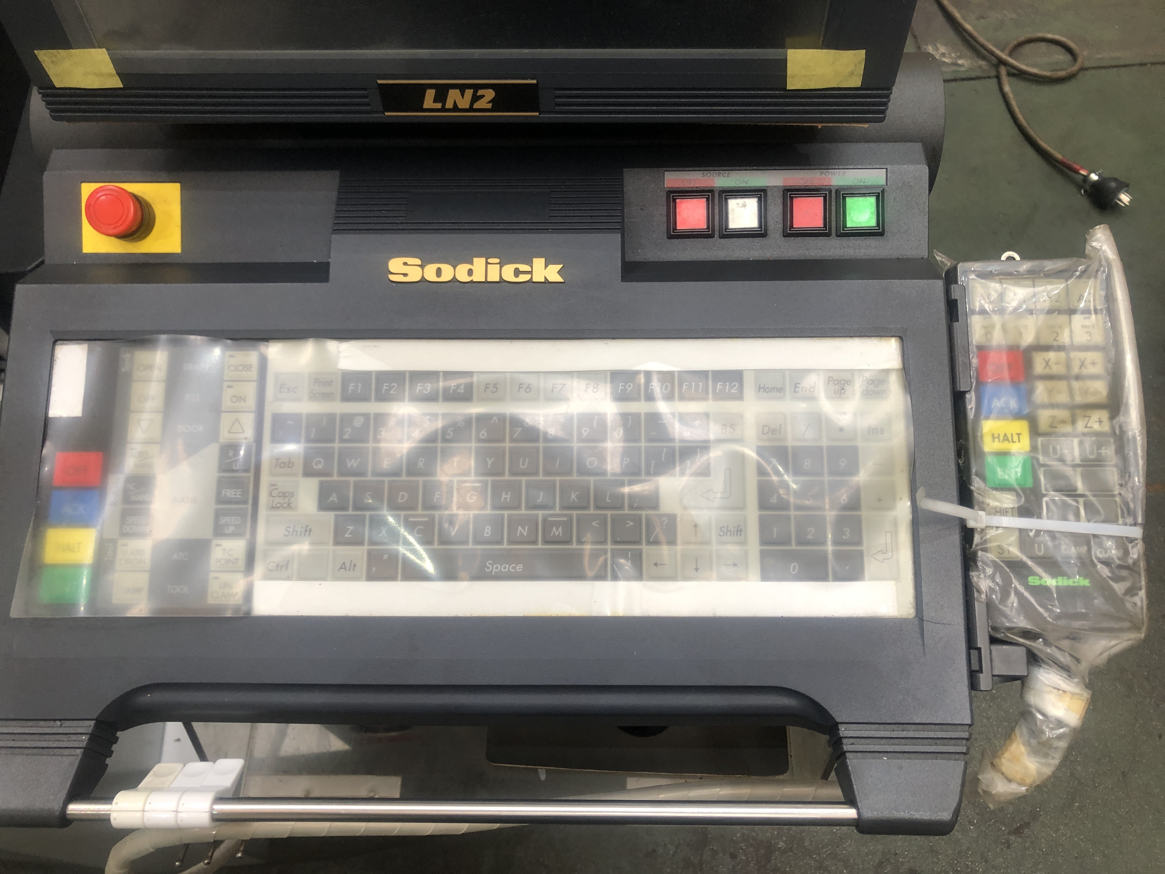 ソディック NC放電加工機 AD35L