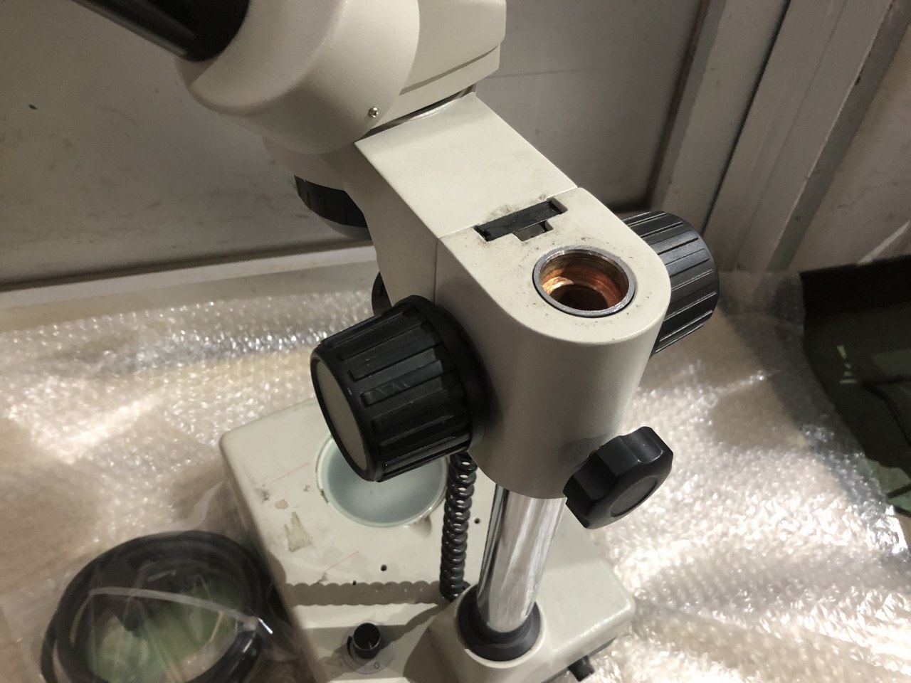 新潟精機 SK ステレオ顕微鏡（実体顕微鏡） QUA SCOPE