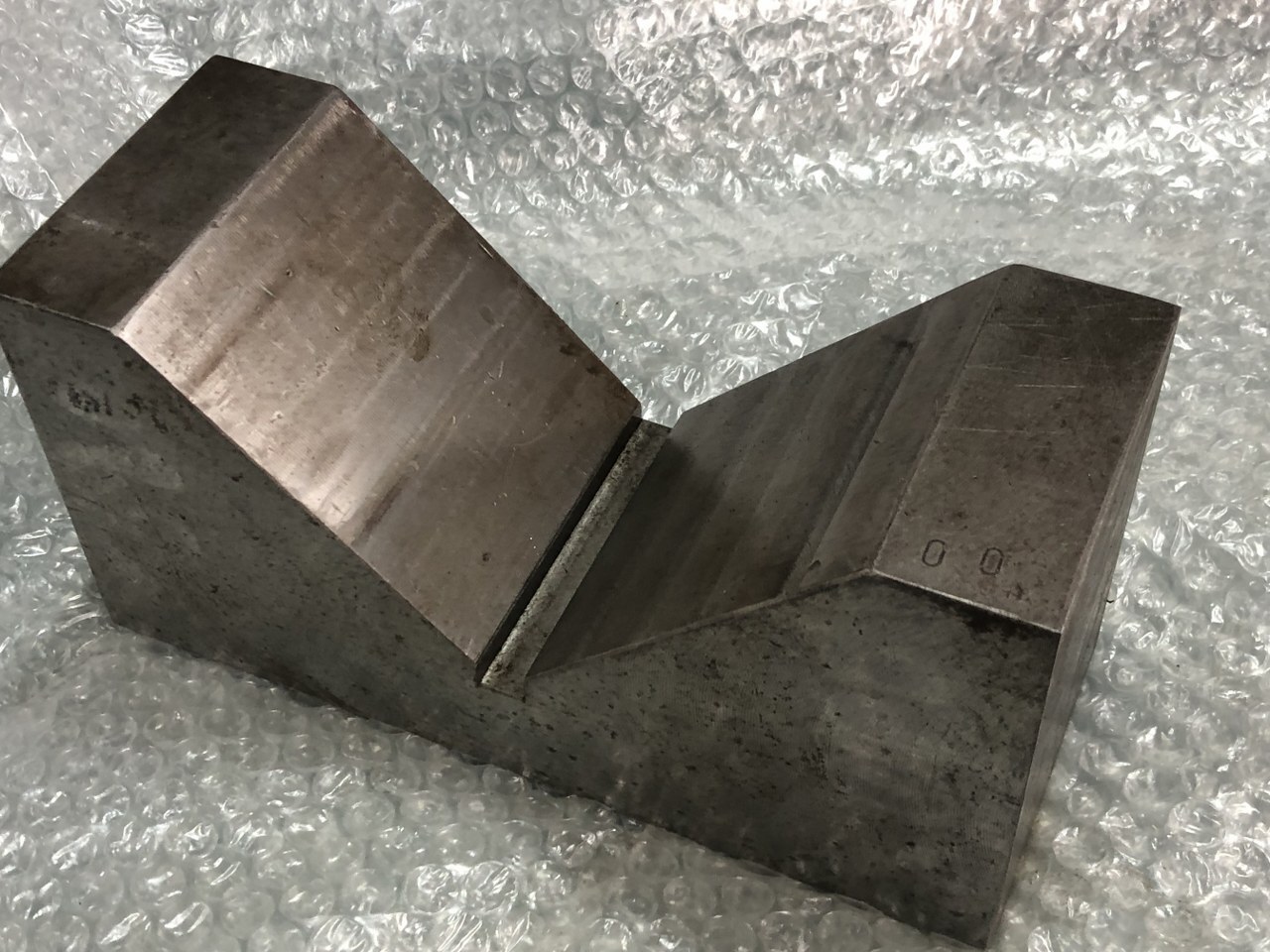 Vブロック W200xD78xH100mm