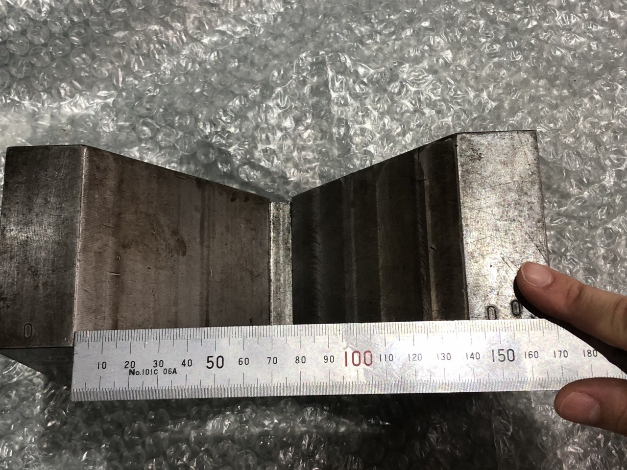 Vブロック W200xD78xH100mm