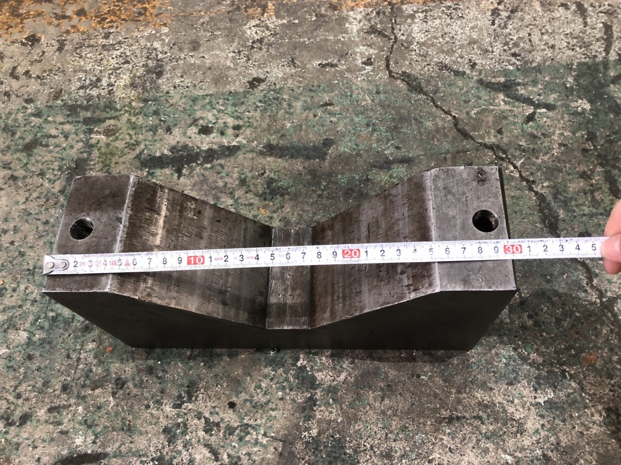 Vブロック W300xD90xH150mm