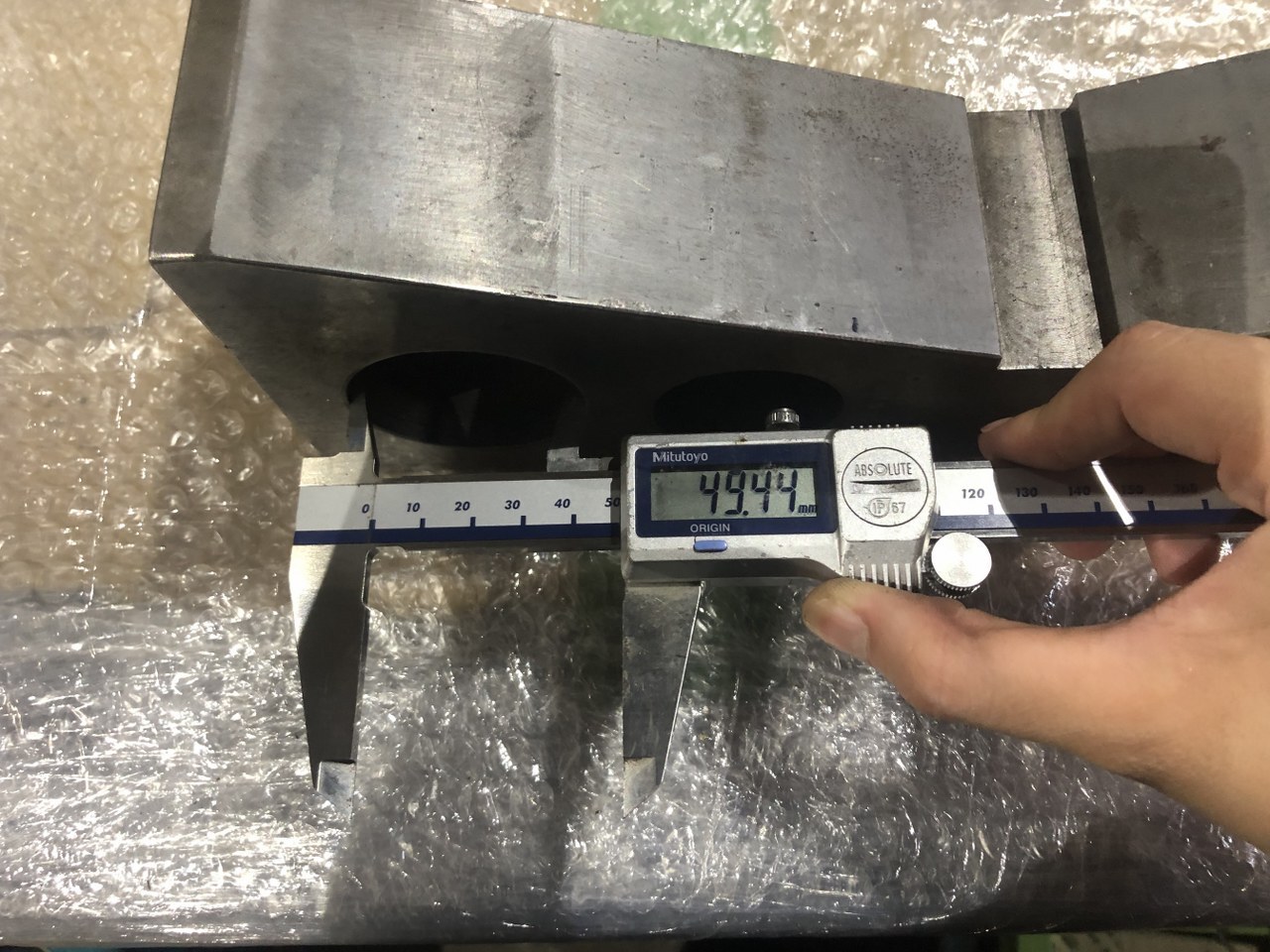 Vブロック W320xD65xH100mm