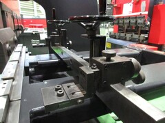 アマダ プレスブレーキ(ベンダー) RG-35S