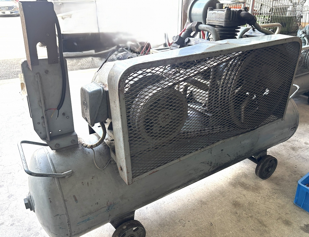日立 7.5馬力コンプレッサー 5.5P-9.5T