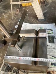 V溝付き桝形ブロック 250＊250