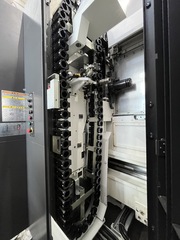 オークマ #40横型マシニングセンタ MB-4000H