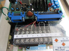 安川電機 YASKAWA ELECTRIC サーボパック SERVOPACK CACR-SR 05SB1AF【検品済み】