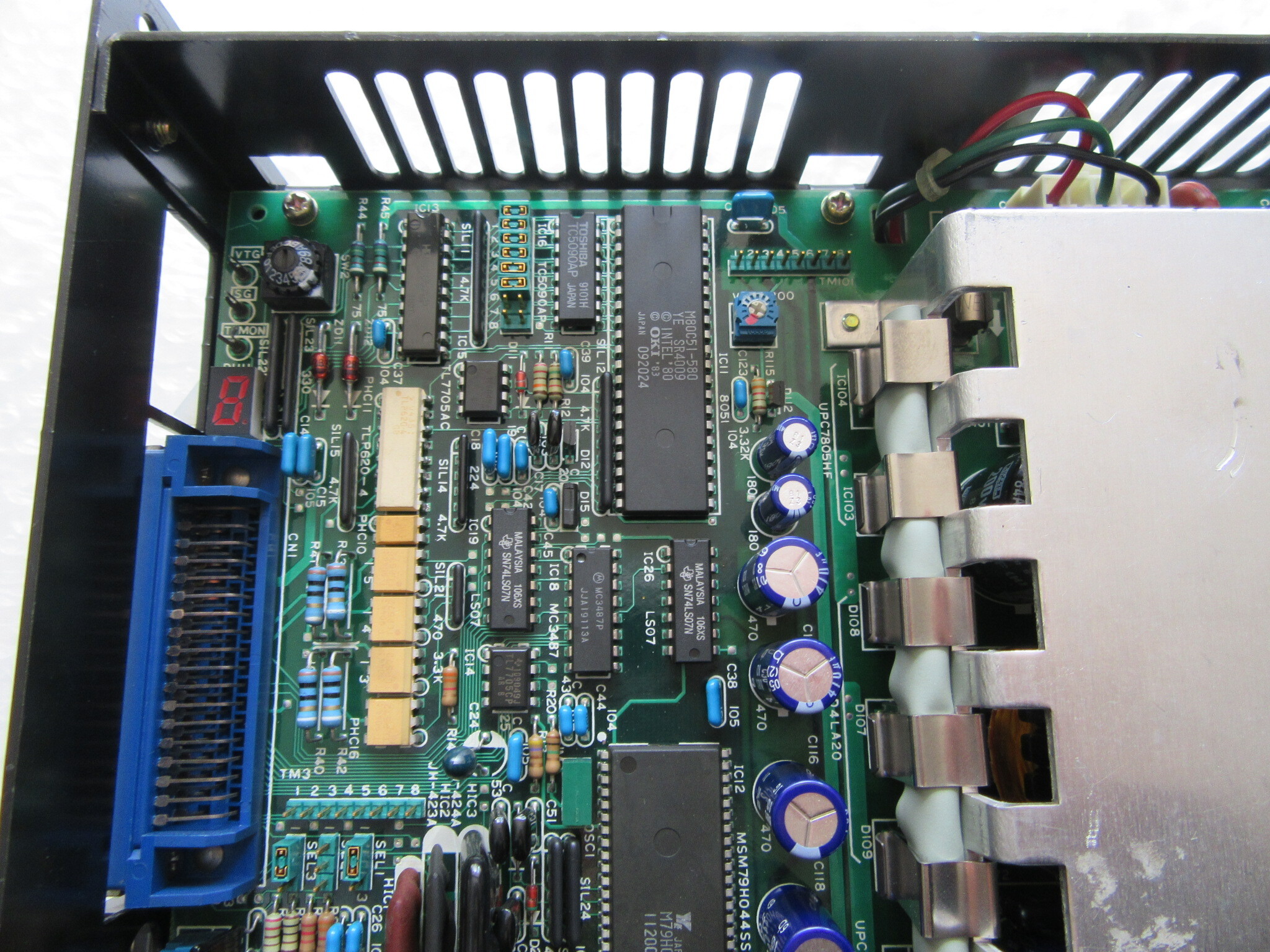 安川電機 YASKAWA サーボパック SERVOPACK CACR-SR 05 AB1 ER