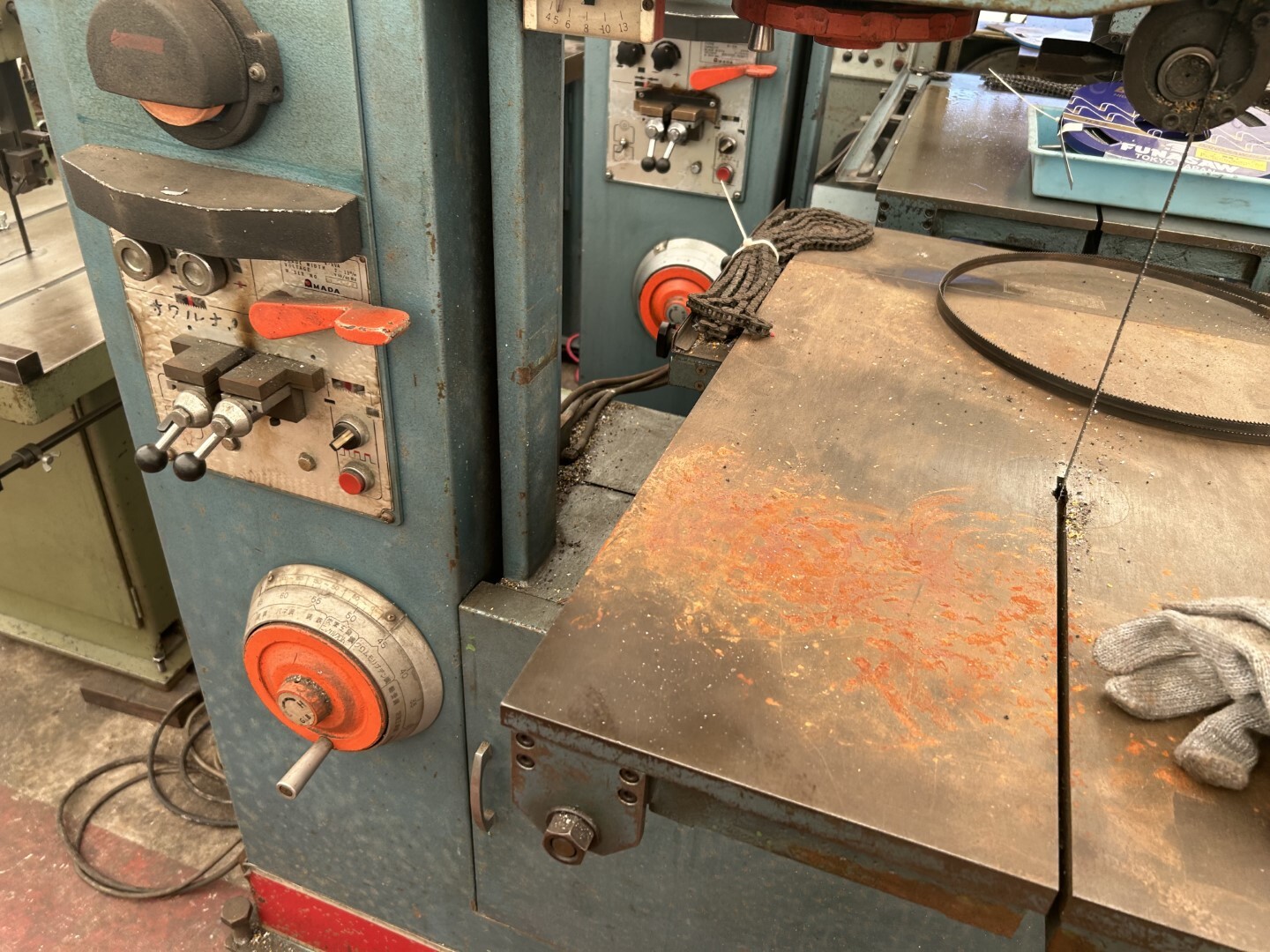 アマダ コンターマシン VA-400