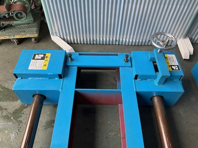 マツモト機械 ターニングロール架台 RDINUR