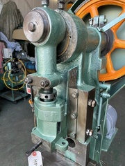  ホーニングプレス 