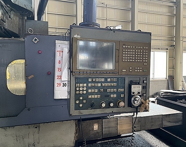 OKK 立型マシニングセンター MCV-1060