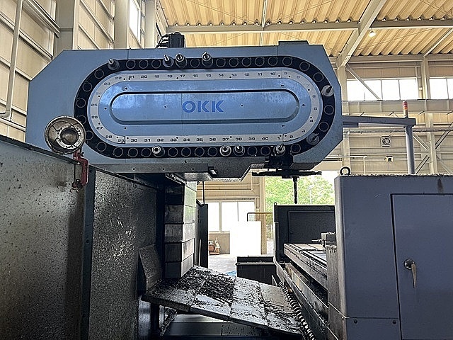 OKK 立型マシニングセンター MCV-1060