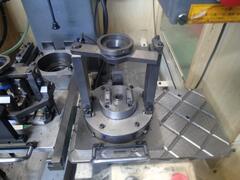 日進製作所 立型ホーニング E50L-MM1N