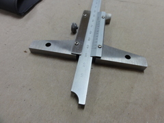 MITUTOYO｜ミツトヨ デプスノギス VDS-30