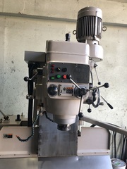 山崎技研 簡易NC立型フライス YZ-8WR