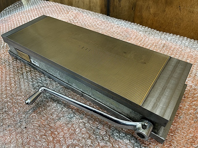カネテック 電磁チャック KMTW-1545