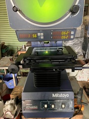 ミツトヨ（MITUTOYO）三豊 投影機 PJ-A3000