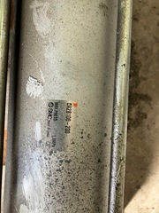 SMC エアーシリンダー CA2B100-200