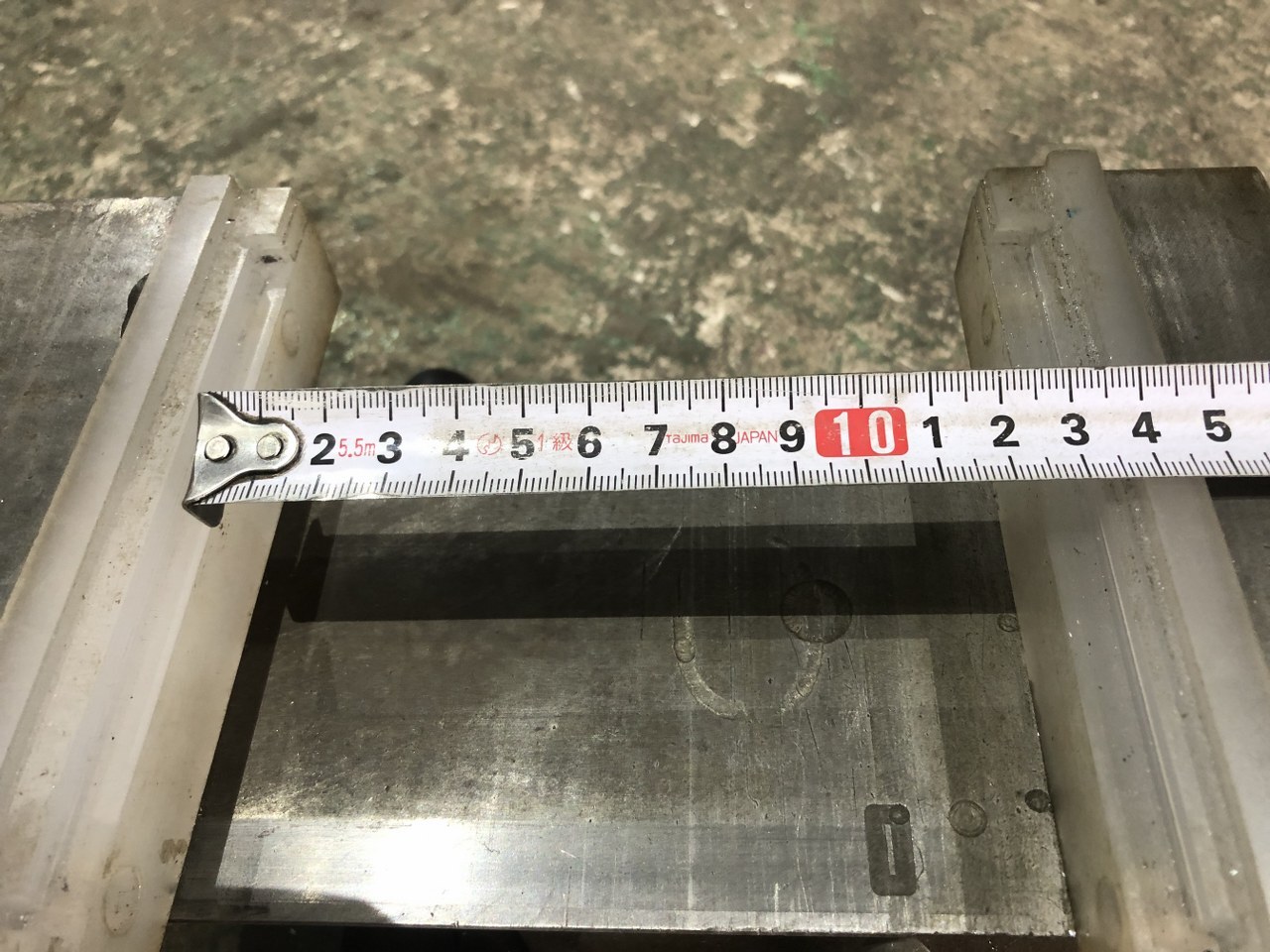 不明 傾斜バイス 口幅150mm　口高30mm　口開125mm