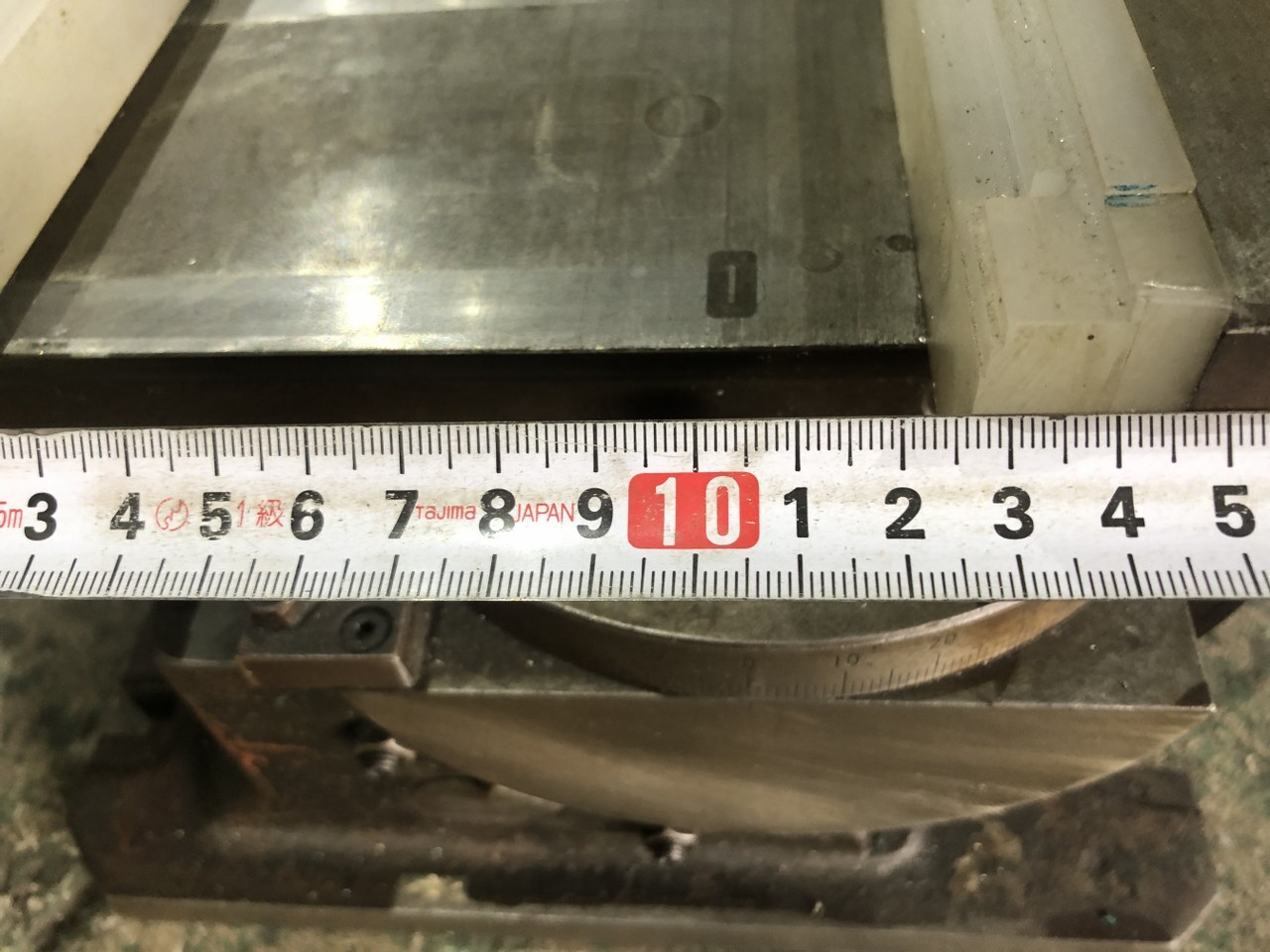 不明 傾斜バイス 口幅150mm　口高30mm　口開125mm
