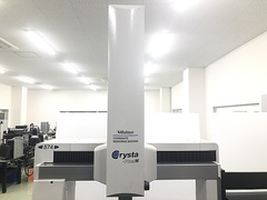 ミツトヨ 三次元測定機 Crysta-Plus M574
