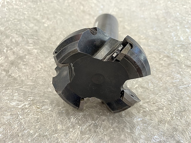 サンドビック フェイスミルカッター R245-063A32-12L