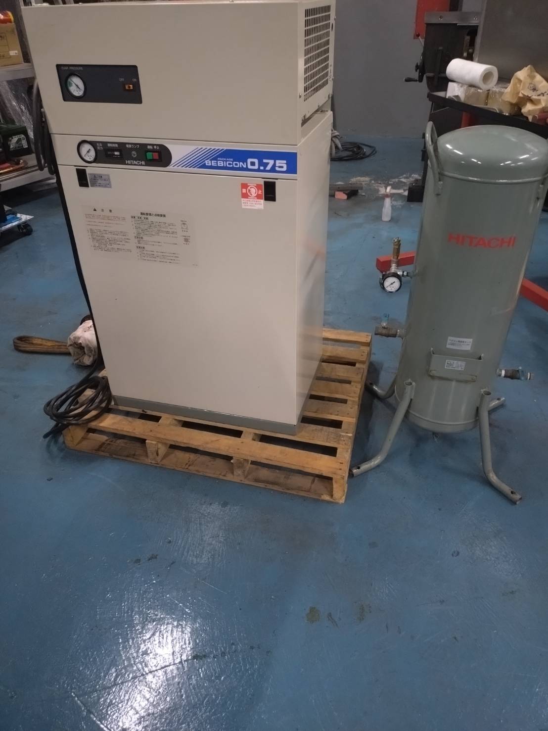 日立産機システム 0.75ｋｗコンプレッサー PBD-0.75PSJ6