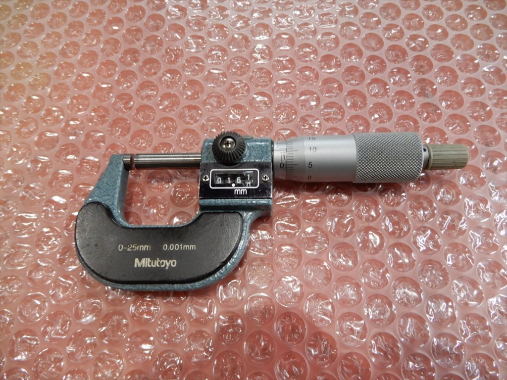 ミツトヨ カウント外側マイクロメーター M820-25  193-111