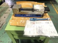 ナベヤ ERON ロックタイト精密マシンバイス LTFV-100