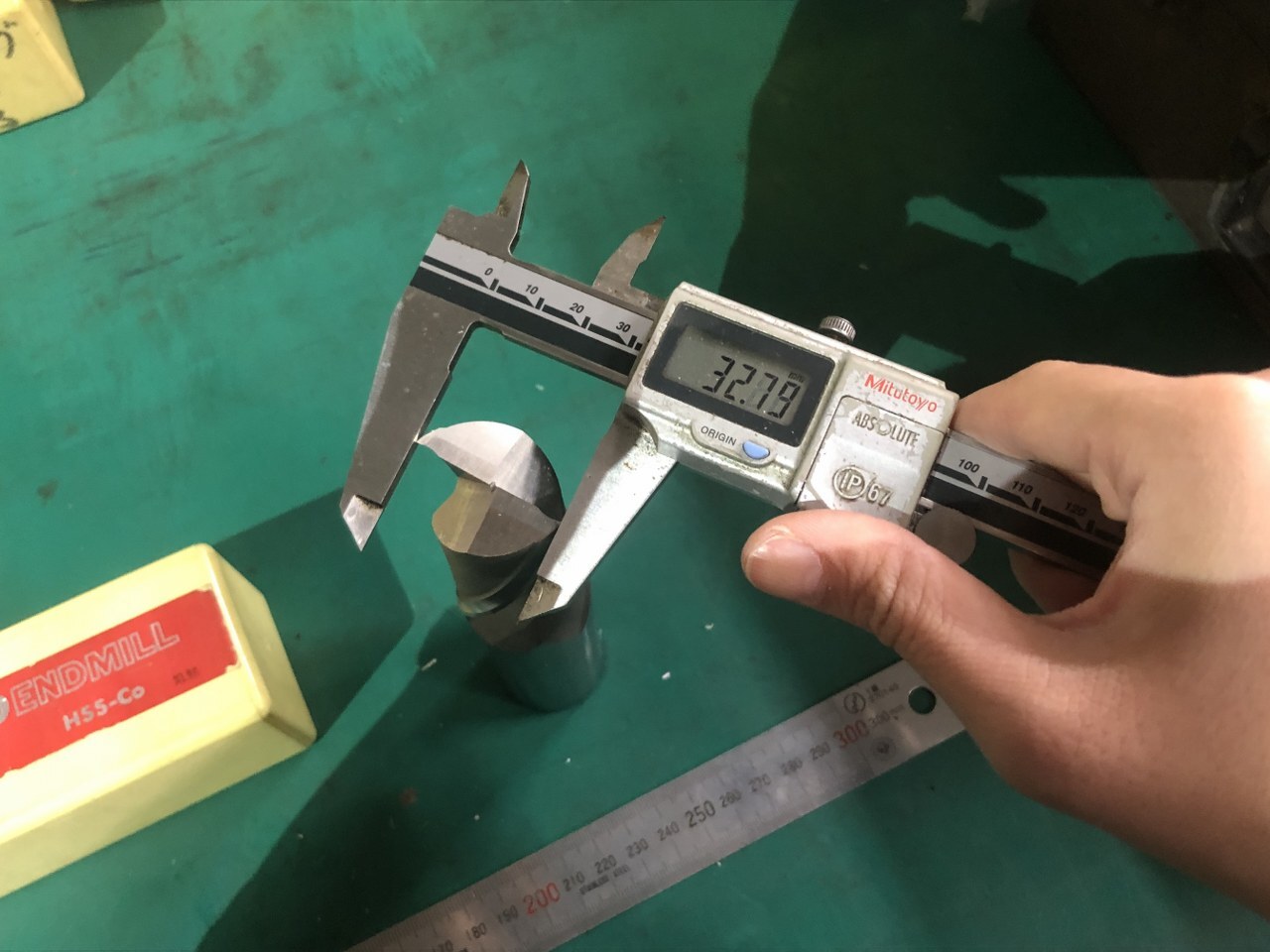 NACHI 2枚刃/スクエア/エンドミル φ33　HS-Co　