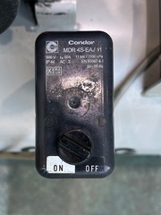 岩田塗装機工 コンプレッサー 0.75KW