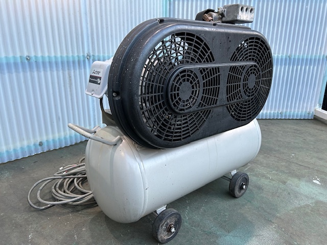岩田塗装機工 コンプレッサー 0.75KW