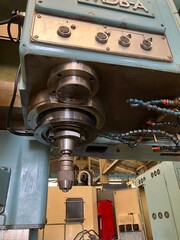オークマ 門型立中ぐりフライス盤 MDB16A-NF