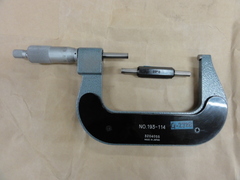 MITUTOYO｜ミツトヨ カウント外側マイクロメーター M820-100
