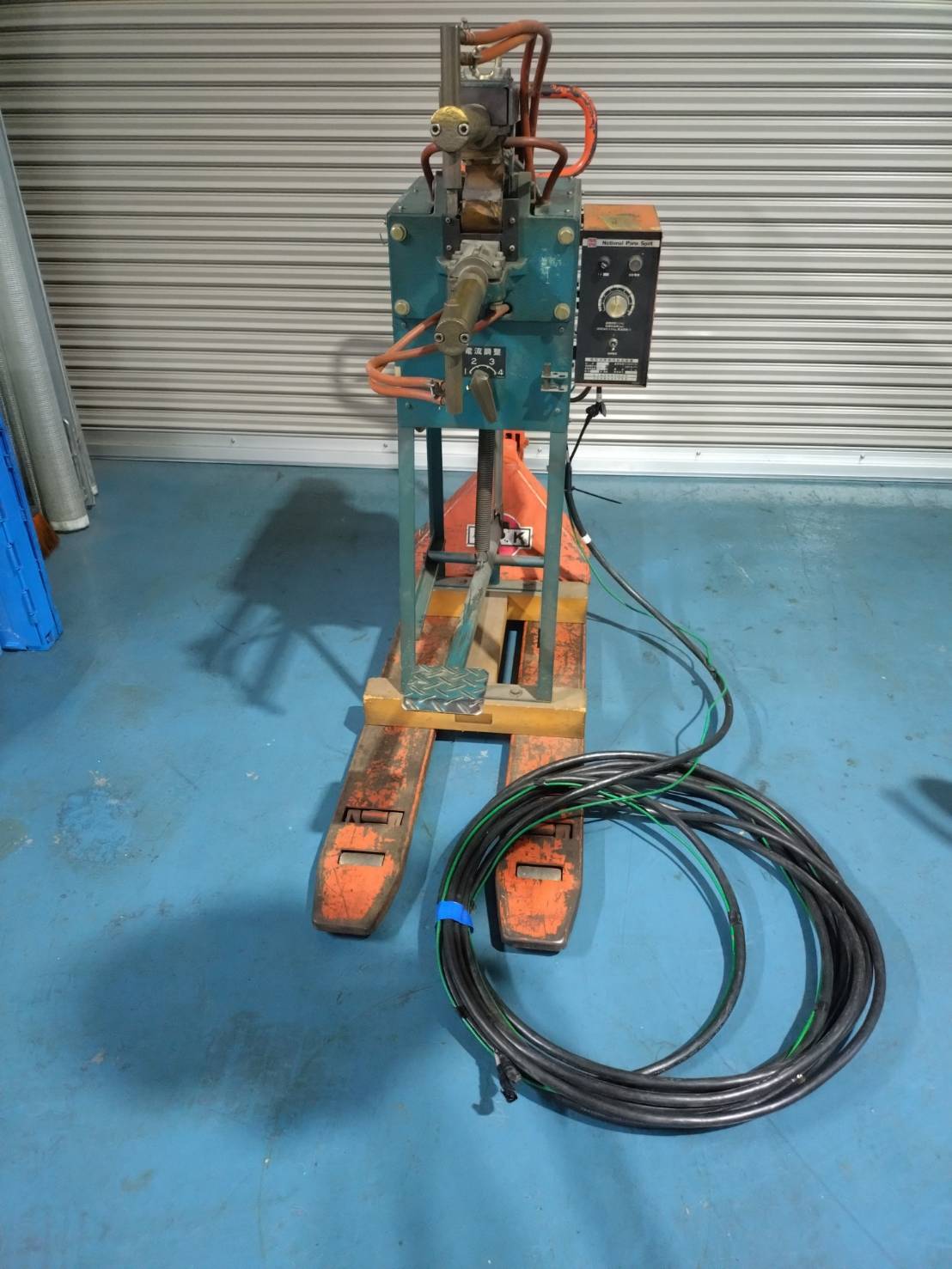 中古 スポット溶接機 ヒラ Yahoo!オークション - (1円スタート ) HIRANE ヒラネ スポット溶接機 A
