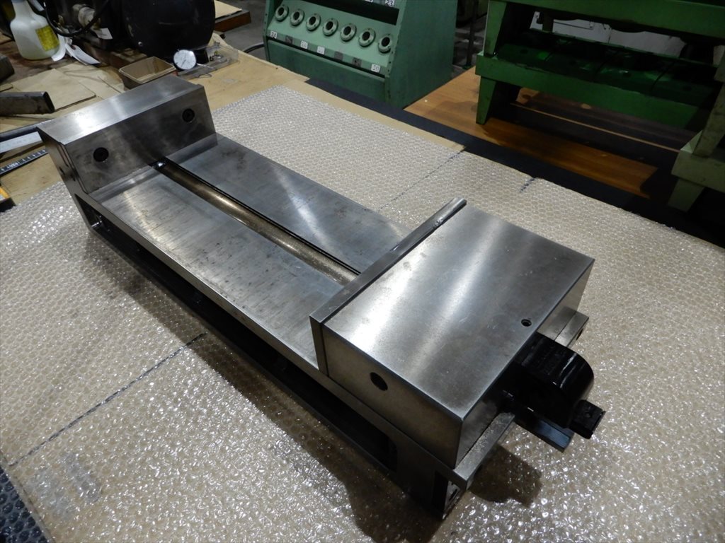 ナベヤ ERON 精密マシンバイス　200 200