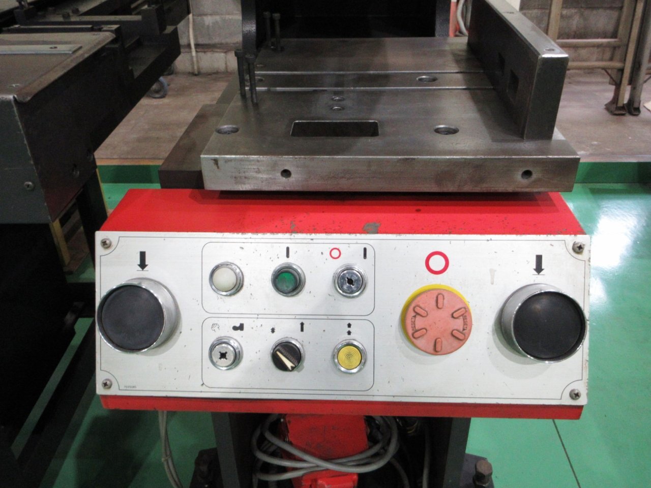 アマダ セットプレス SP-30II-SS204IV