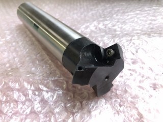 サンドビック/Sandvik 面取りフライスカッター 【面取りフライスカッター】R215.64-32A32-4512